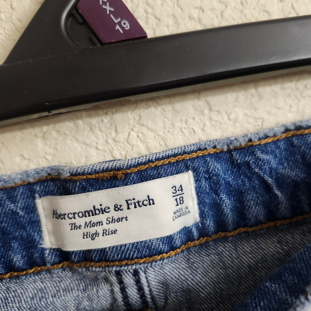 Abercrombie Fitch Size 34 / 18 The Mom Short High Rise Distressed Denim Jeans‎ - Picture 9 of 15